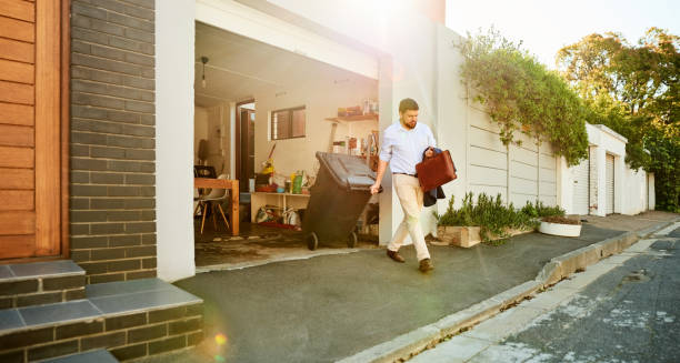 Full-Service Junk Removal in Oasis, CA