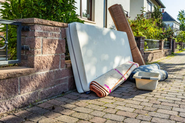 Best Commercial Cleanout Services  in Oasis, CA